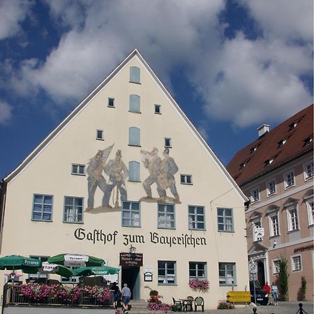 Gasthof Zum Bayerischen Greding Extérieur photo